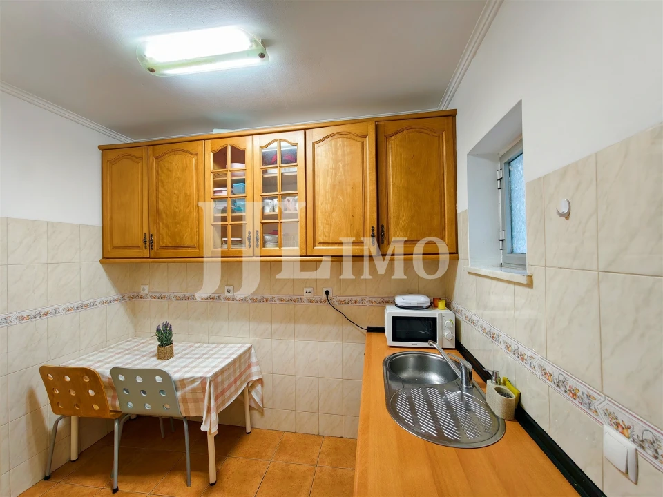 Apartamento T2 para Arrendamento em Algés, Linda-A-Velha e Cruz Quebrada-Dafundo Foto 14
