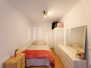 Apartamento T2 para Arrendamento em Algés, Linda-A-Velha e Cruz Quebrada-Dafundo