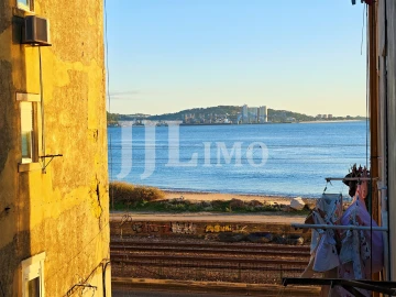 Apartamento T2 para Arrendamento em Algés, Linda-A-Velha e Cruz Quebrada-Dafundo