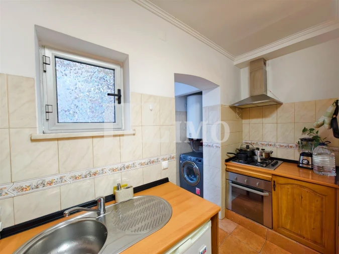 Apartamento T2 para Arrendamento em Algés, Linda-A-Velha e Cruz Quebrada-Dafundo Foto 12
