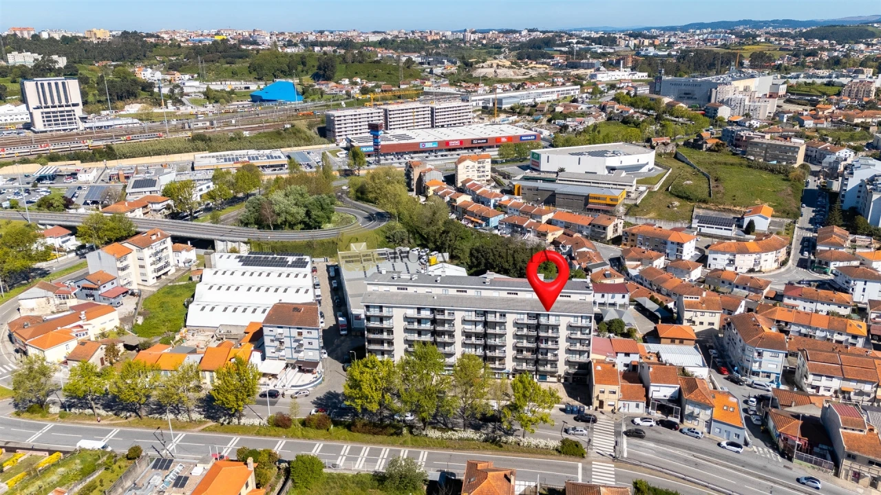 Loja para Venda em Rio Tinto Foto 25