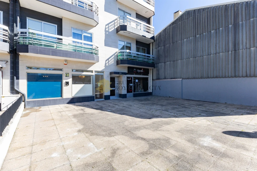 Loja para Venda em Rio Tinto Foto 24