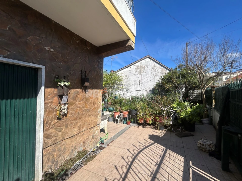 Moradia T2 para Venda em Paialvo Foto 82