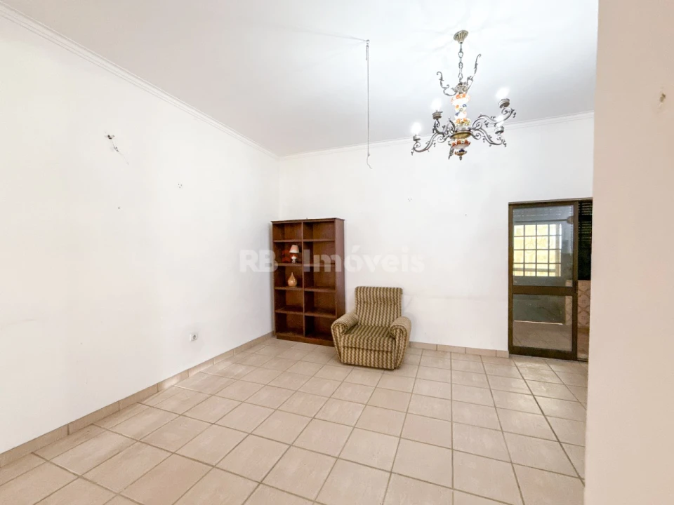 Moradia T2 para Venda em Paialvo Foto 51