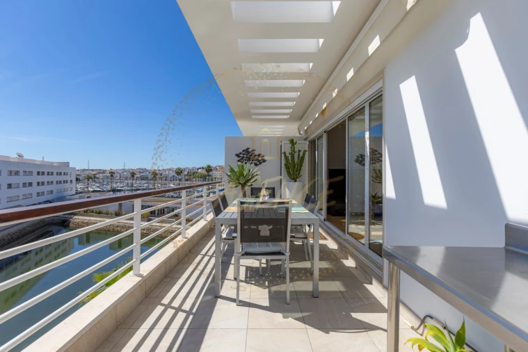 Apartamento T2 para Venda em Lagos (São Sebastião e Santa Maria) Foto 1