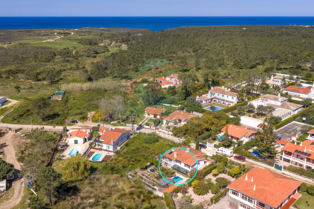 Moradia T5 para Venda em Aljezur Foto 1
