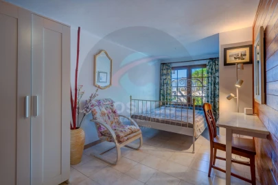 Moradia T5 para Venda em Aljezur