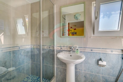 Moradia T5 para Venda em Aljezur