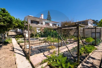 Moradia T5 para Venda em Aljezur