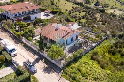 Moradia T5 para Venda em Aljezur