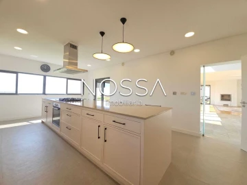 Moradia T4 para Venda em Vila Nova da Rainha