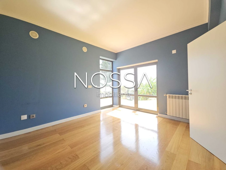 Moradia T4 para Venda em Vila Nova da Rainha Foto 20