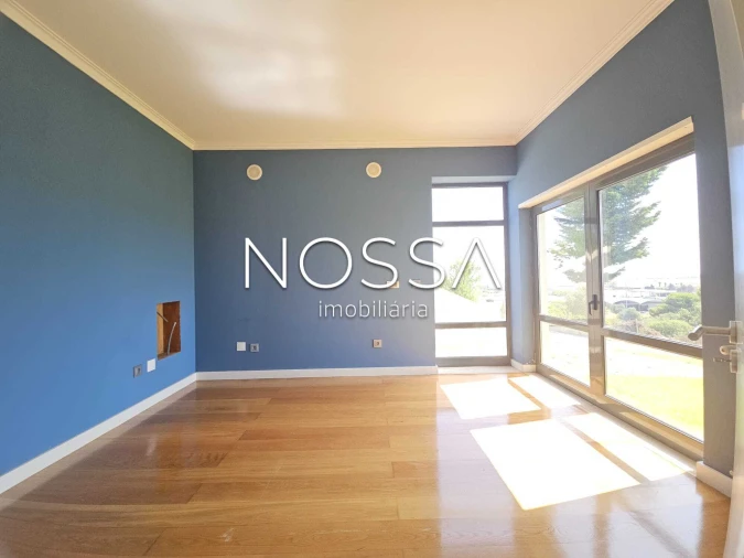 Moradia T4 para Venda em Vila Nova da Rainha Foto 19