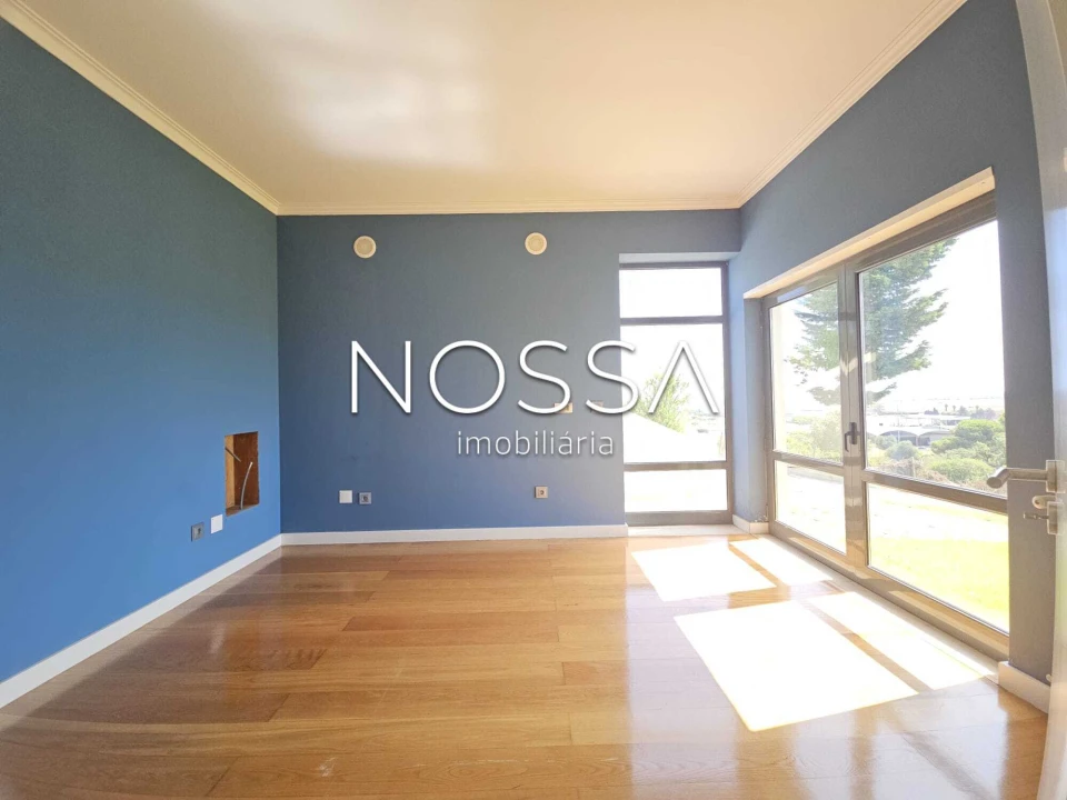 Moradia T4 para Venda em Vila Nova da Rainha Foto 19