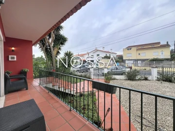 Moradia T5 para Venda em Caldas da Rainha - Santo Onofre e Serra do Bouro