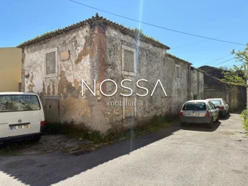 Moradia T0 para Venda em Almargem do Bispo, Pêro Pinheiro e Montelavar