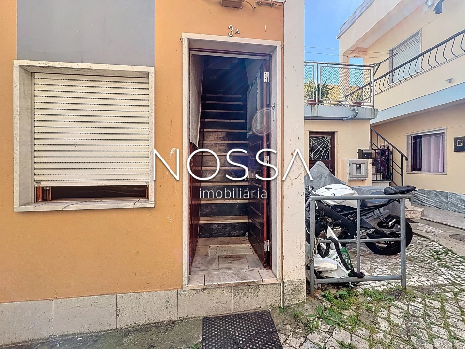 Moradia T5 para Venda em Santa Iria de Azoia, São João da Talha e Bobadela Foto 16