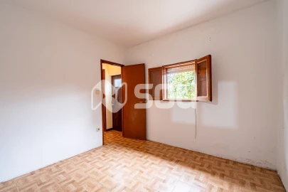 Moradia T3 para Venda em Nogueira e Silva Escura