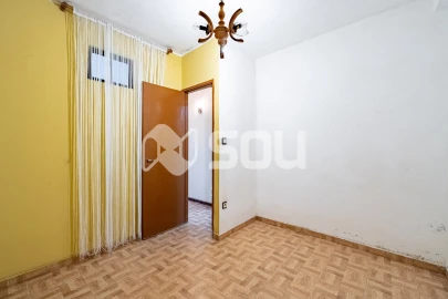 Moradia T3 para Venda em Nogueira e Silva Escura