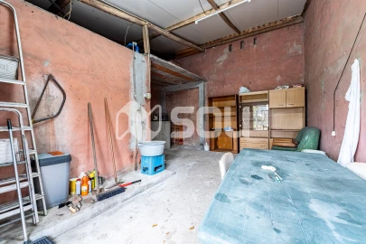 Moradia T3 para Venda em Nogueira e Silva Escura