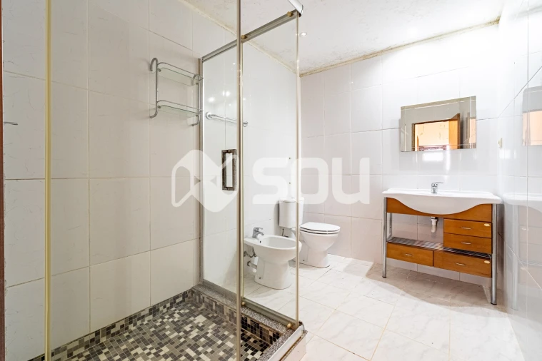 Moradia T3 para Venda em Nogueira e Silva Escura Foto 14