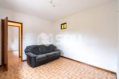 Terreno para Venda em Nogueira e Silva Escura