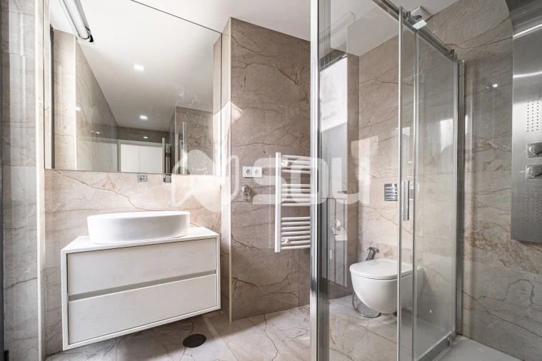 Apartamento T1 para Venda em Marco Foto 19