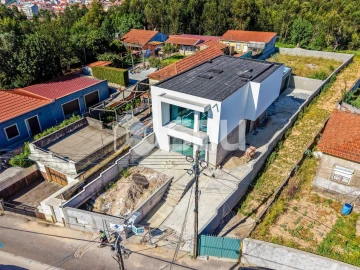 Moradia T3 para Venda em Ermesinde