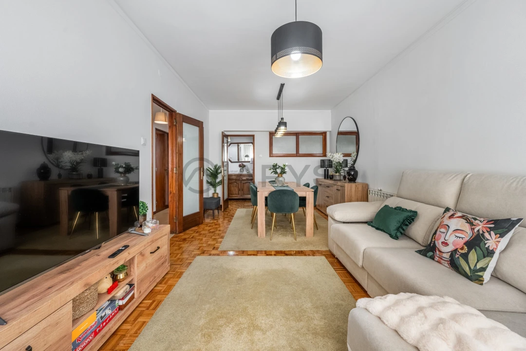 Apartamento T2 para Venda em Braga (Maximinos, Sé e Cividade) Foto 3