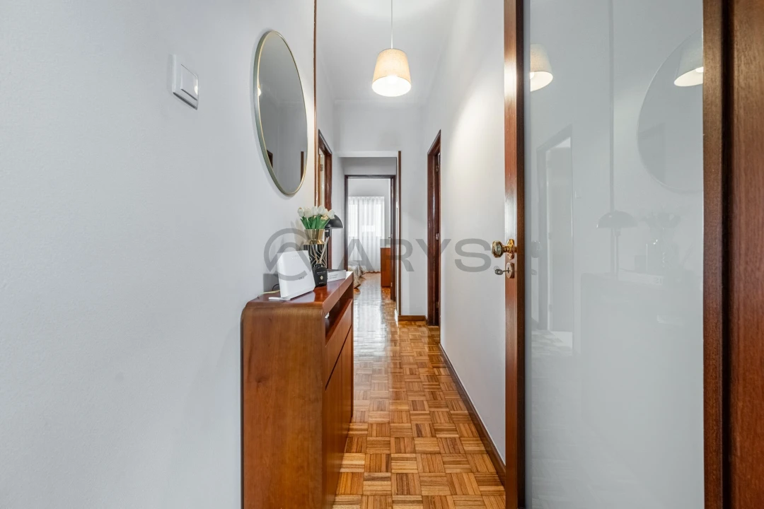 Apartamento T2 para Venda em Braga (Maximinos, Sé e Cividade) Foto 4
