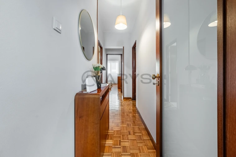 Apartamento T2 para Venda em Braga (Maximinos, Sé e Cividade) Foto 4
