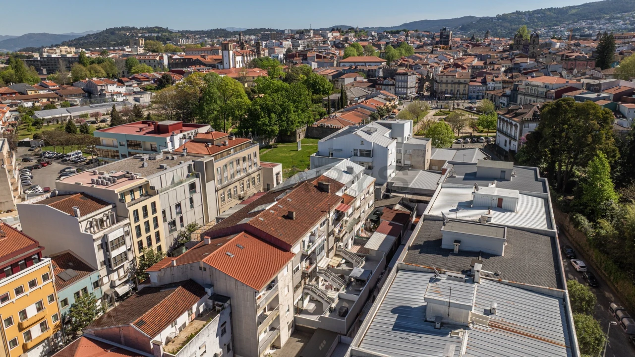 Apartamento T2 para Venda em Braga (Maximinos, Sé e Cividade) Foto 16