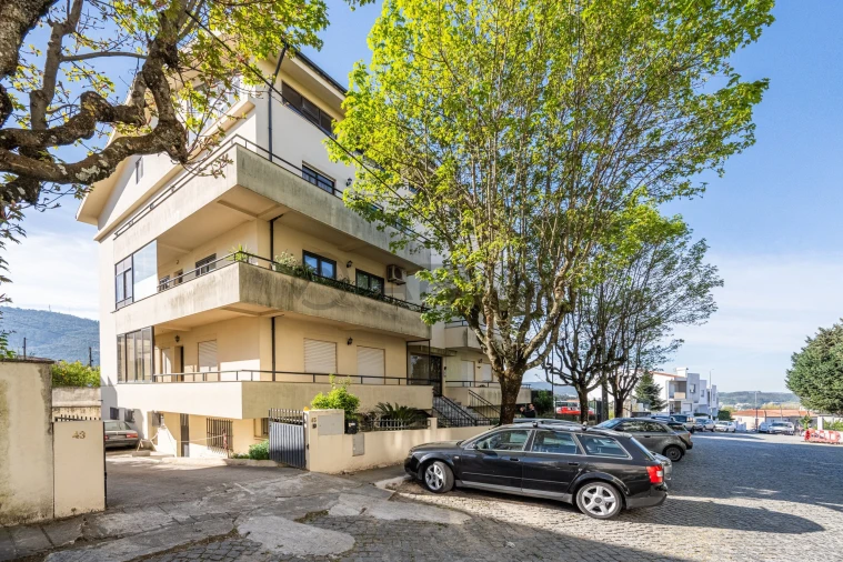 Apartamento T3 para Venda em Nogueira, Fraião e Lamaçães Foto 18