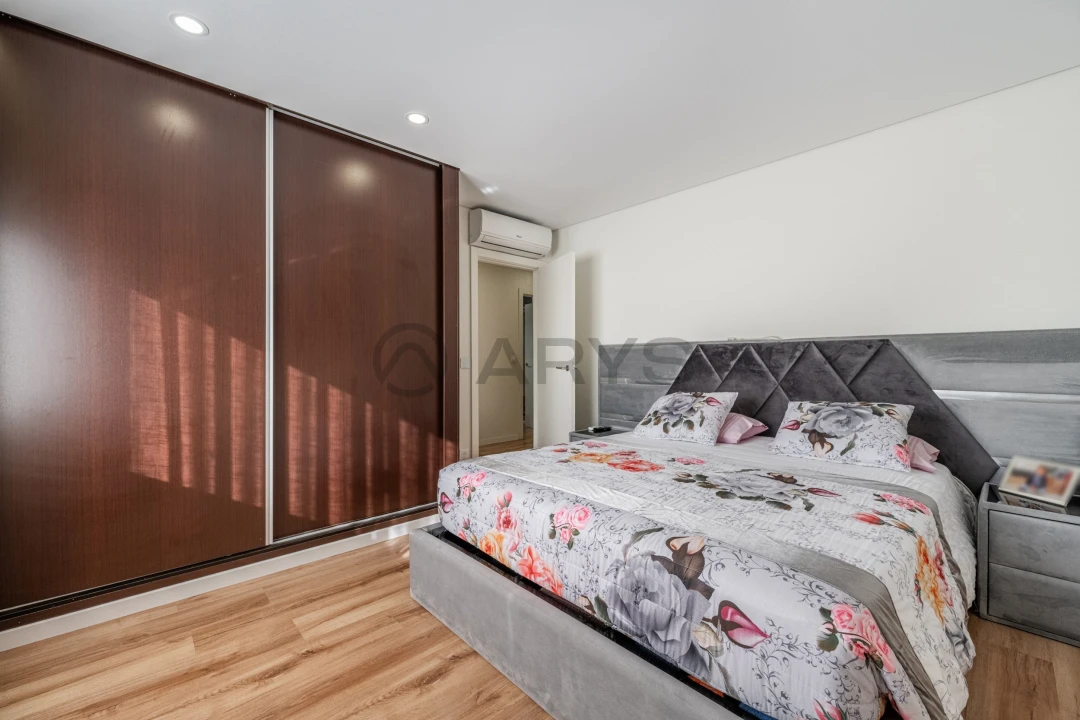 Apartamento T3 para Venda em Nogueira, Fraião e Lamaçães Foto 12