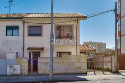Moradia T3 para Venda em Gondomar (São Cosme), Valbom e Jovim