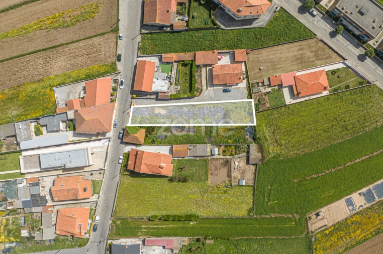 Terreno para Venda em Vila Chã Foto 2