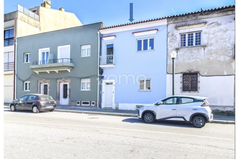 Moradia T3 para Venda em Paranhos Foto 2