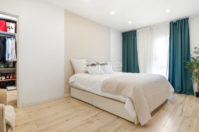 Moradia T5 para Venda em Ramada e Caneças