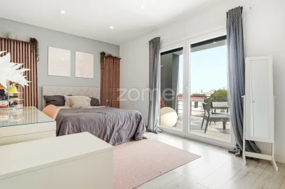 Moradia T5 para Venda em Ramada e Caneças