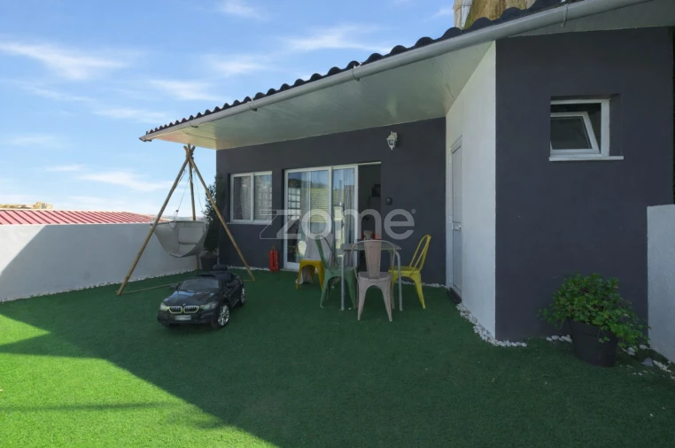 Moradia T5 para Venda em Ramada e Caneças Foto 29