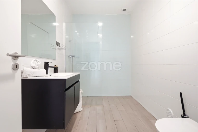 Moradia T5 para Venda em Ramada e Caneças Foto 14