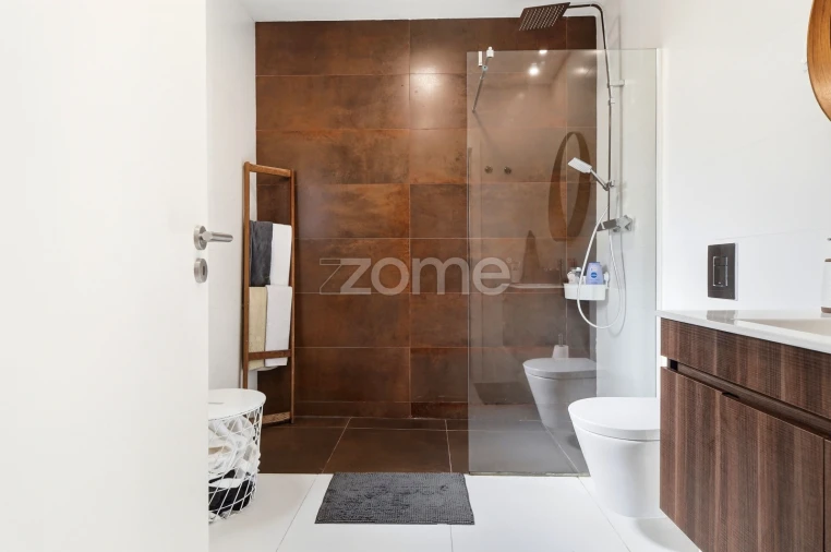 Moradia T5 para Venda em Ramada e Caneças Foto 19