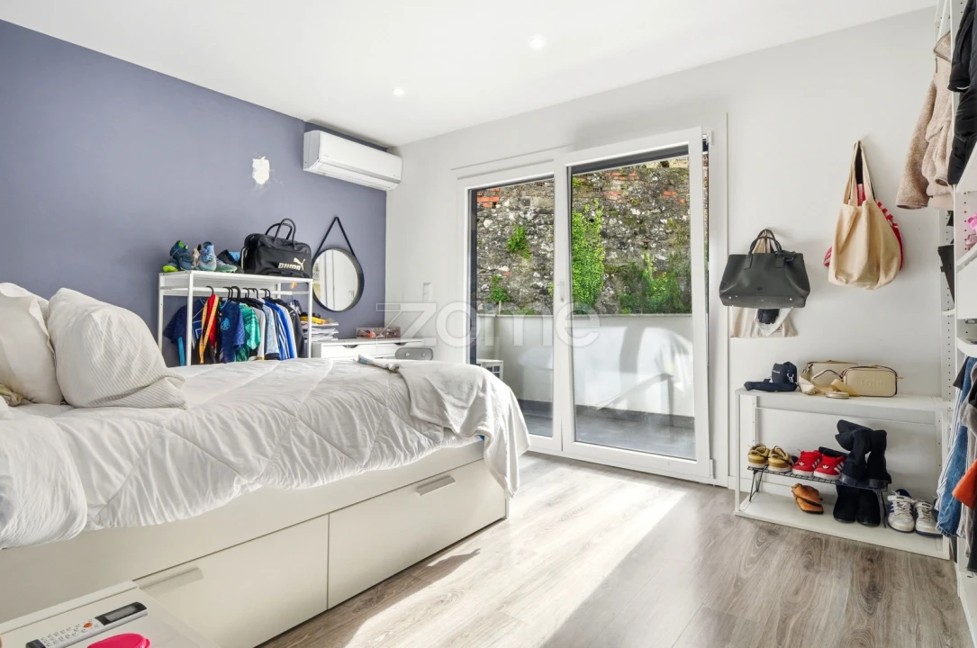 Moradia T5 para Venda em Ramada e Caneças Foto 21