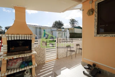 Moradia T1 para Venda em Fernao Ferro