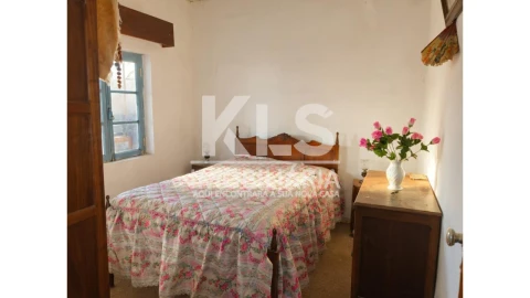 Moradia T2 para Venda em São Pedro