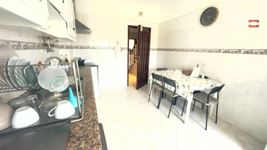 Apartamento T4 para Venda em Samouco Foto 14