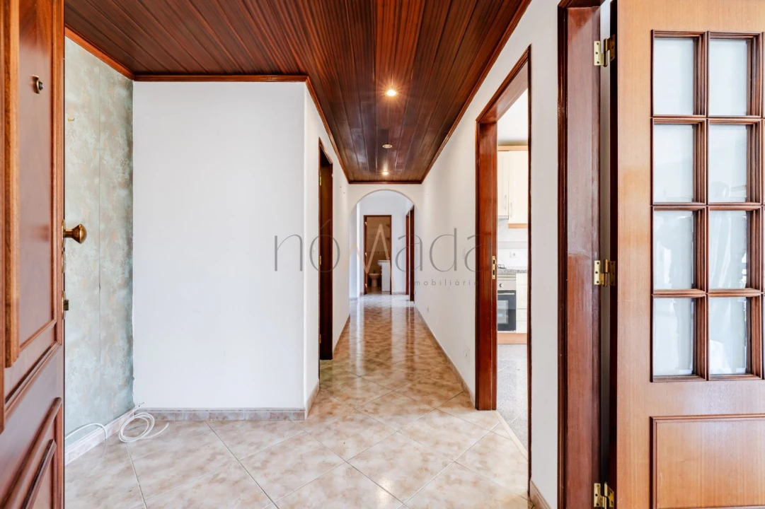 Apartamento T2 para Arrendamento em Quinta do Conde Foto 3