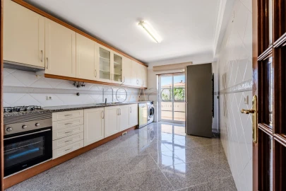 Apartamento T2 para Arrendamento em Quinta do Conde