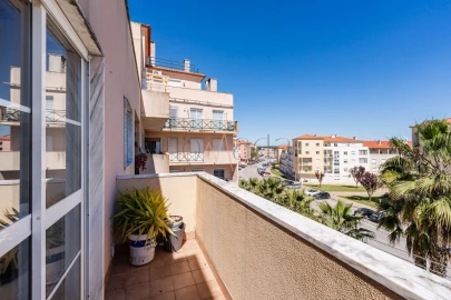Apartamento T2 para Arrendamento em Quinta do Conde