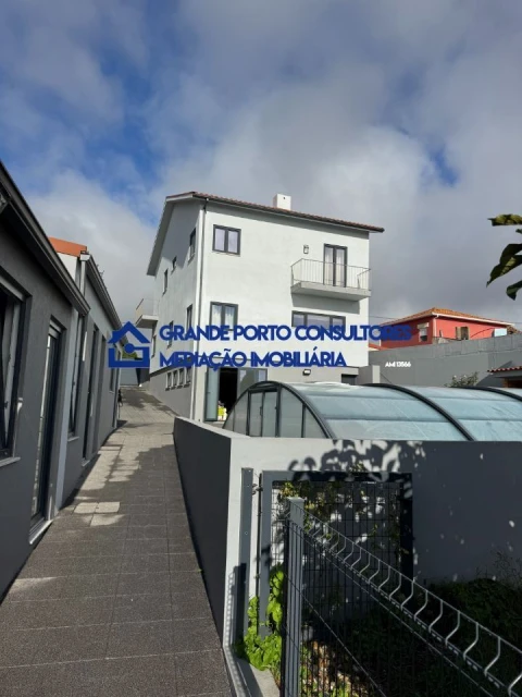 Moradia T4 para Venda em Perafita, Lavra e Santa Cruz do Bispo